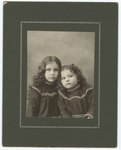 F 262 Julia and Edith Wayland by Unknown